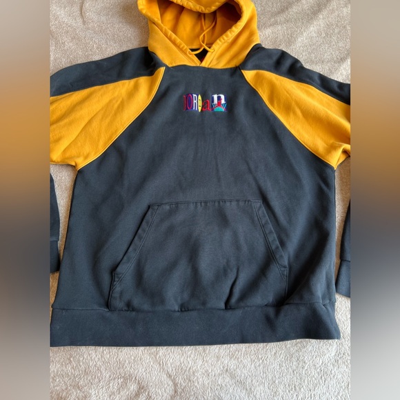 Jordan Hoodie - Picture 4 of 14